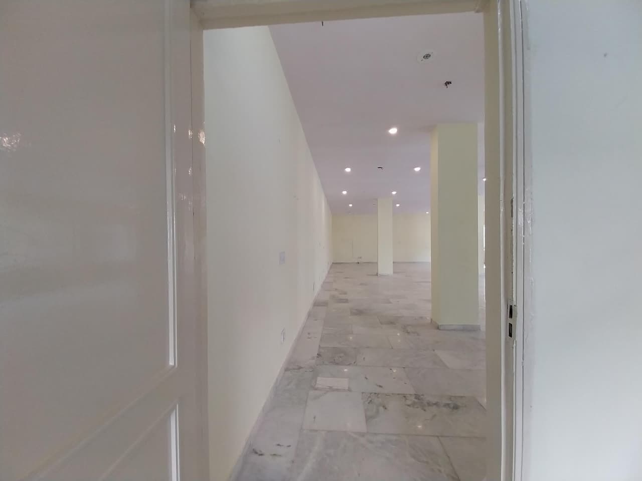 Showroom For Rent In New Delhi