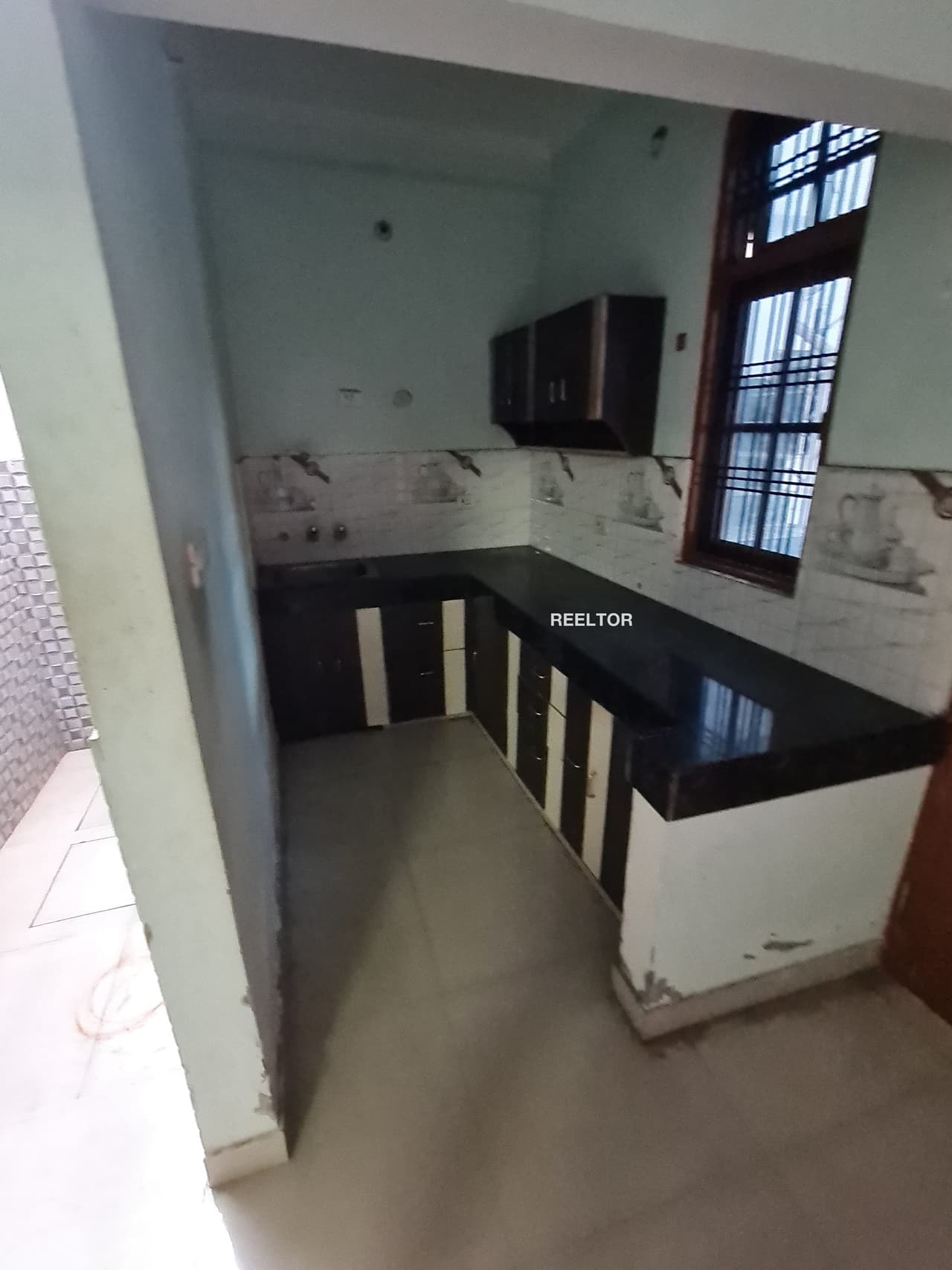 Villa For Sale In Shishgarh