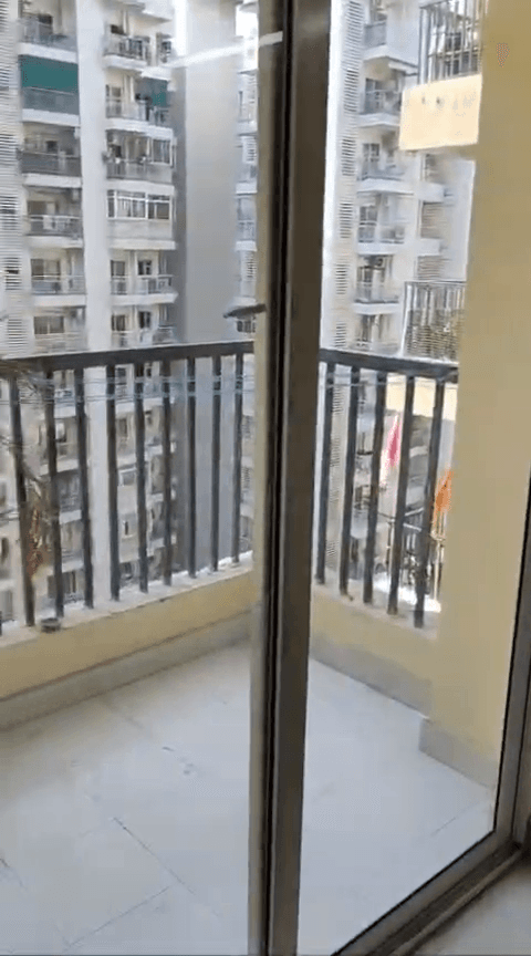 3 Bedroom Flat In Noida Ready To Move