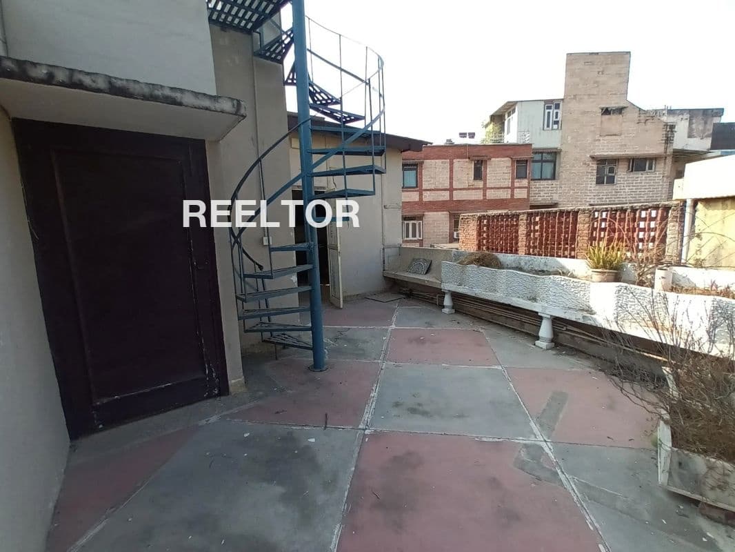 Villa For Sale In Shishgarh