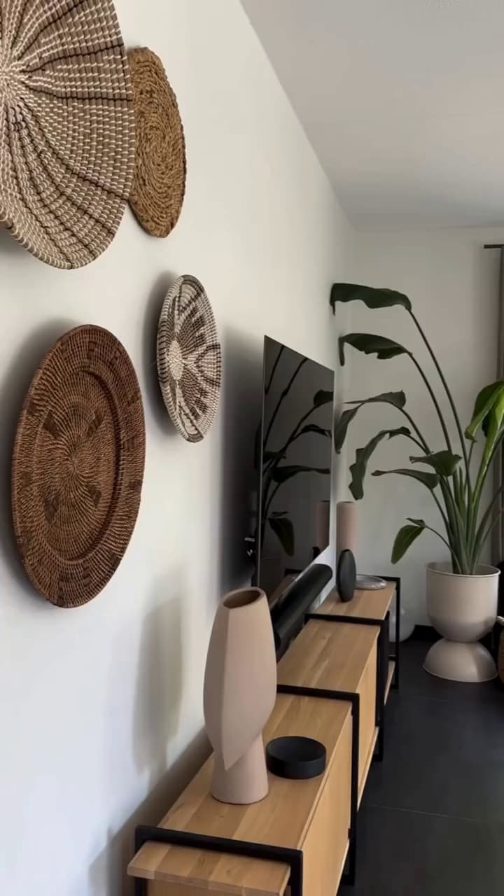 Flat In Gaur City Noida