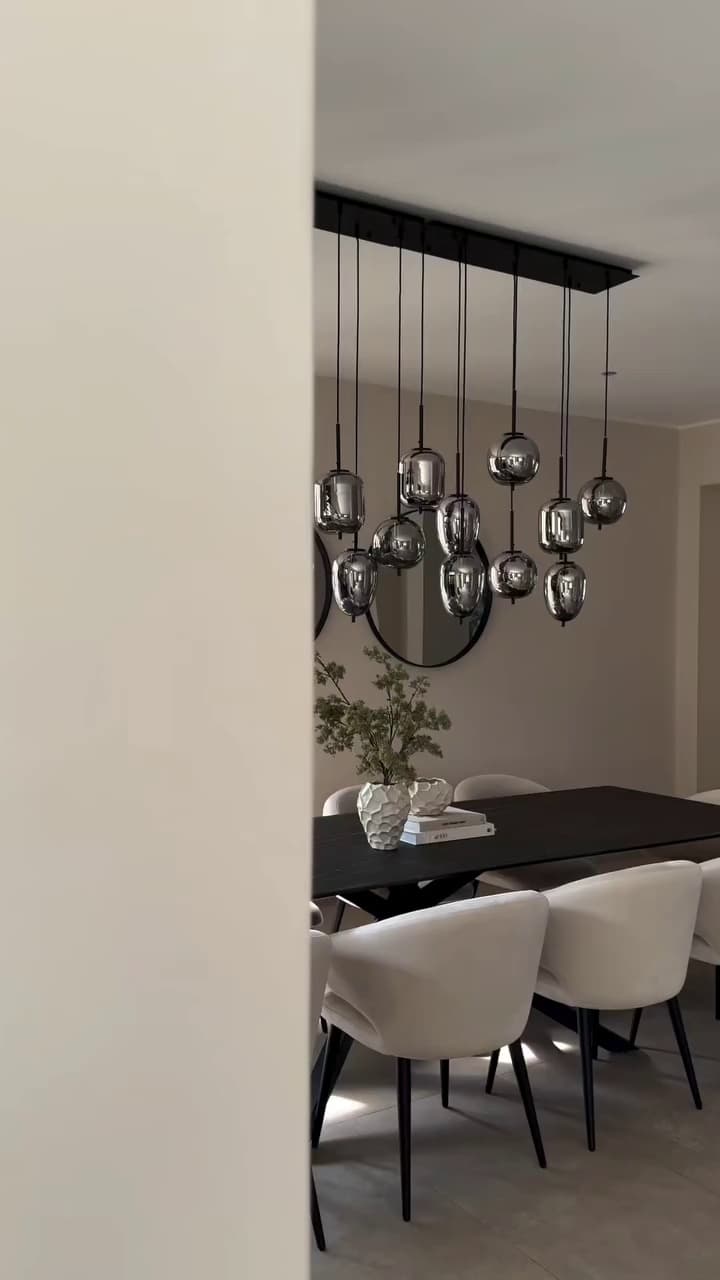 Flat In Gaur City Noida